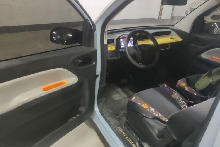 Used Wuling Hongguang MINIEV 2020 Freedom Version Lithium Iron Phosphate Driver Seat