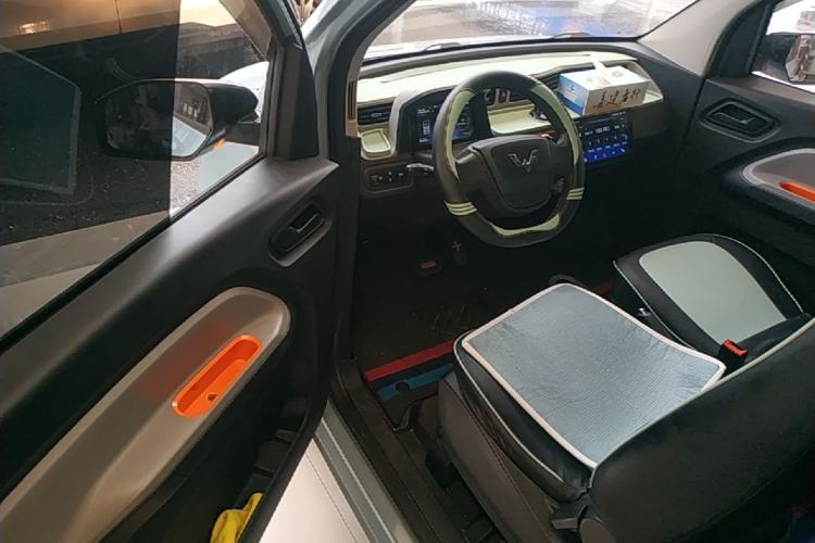 Used Wuling Hongguang MINIEV 2020 Enjoyment Model Lithium Iron Phosphate Driver Seat