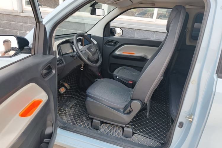 Used Wuling Hongguang MINIEV 2020 Freedom Version Lithium Iron Phosphate Driver Seat