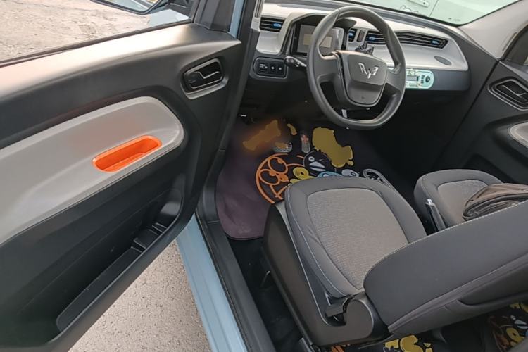 Used Wuling Hongguang MINIEV 2020 Lite Version Lithium Iron Phosphate Driver Seat