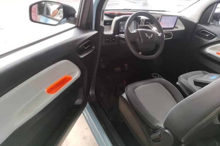 Used Wuling Hongguang MINIEV 2020 Enjoyment Model Lithium Iron Phosphate Driver Seat