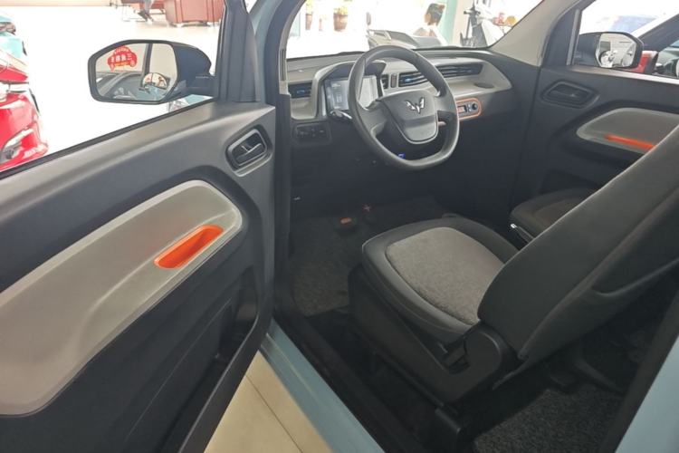 Used Wuling Hongguang MINIEV 2020 Enjoyment Model Lithium Iron Phosphate Driver Seat