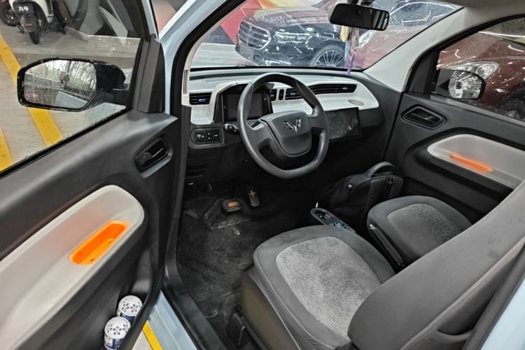 Used Wuling Hongguang MINIEV 2020 Zizai Version Lithium-NMC Driver Seat