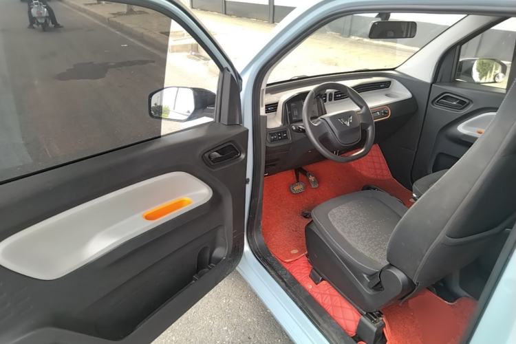Used Wuling Hongguang MINIEV 2020 Enjoyment Model Lithium Iron Phosphate Driver Seat