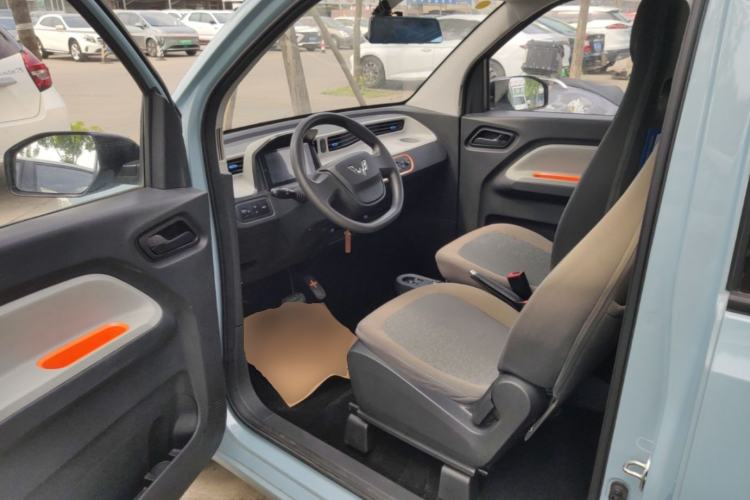 Used Wuling Hongguang MINIEV 2020 Freedom Version Lithium Iron Phosphate Driver Seat