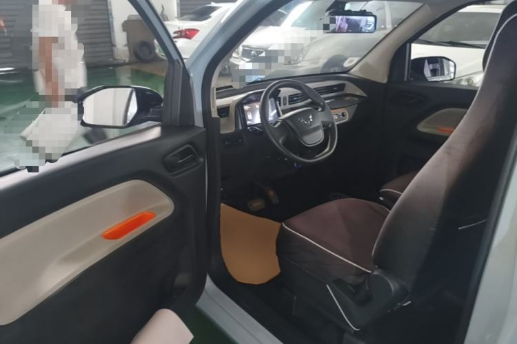 Used Wuling Hongguang MINIEV 2020 Freedom Version Lithium Iron Phosphate Driver Seat