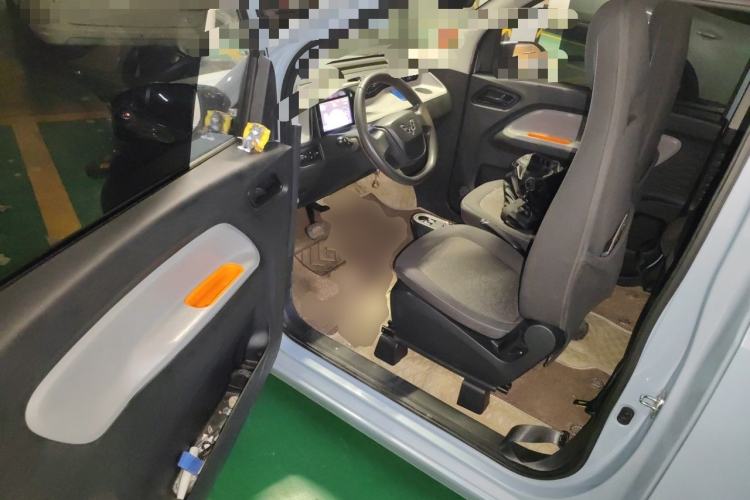Used Wuling Hongguang MINIEV 2020 Enjoyment Model Lithium Iron Phosphate Driver Seat