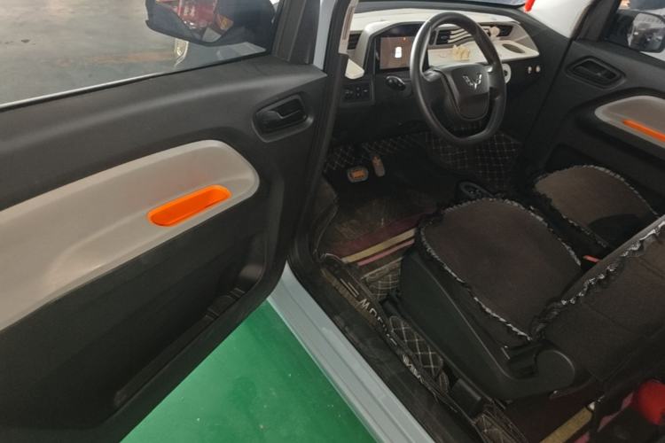 Used Wuling Hongguang MINIEV 2020 Zizai Version Lithium-NMC Driver Seat