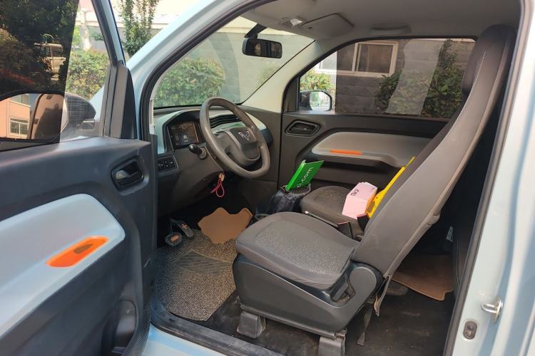 Used Wuling Hongguang MINIEV 2020 Zizai Version Lithium-NMC Driver Seat