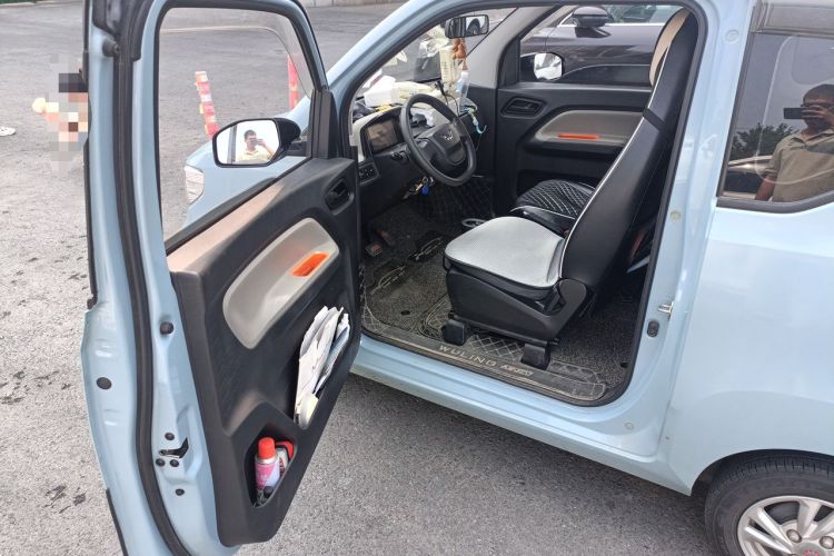 Used Wuling Hongguang MINIEV 2020 Enjoyment Model Lithium Iron Phosphate Driver Seat