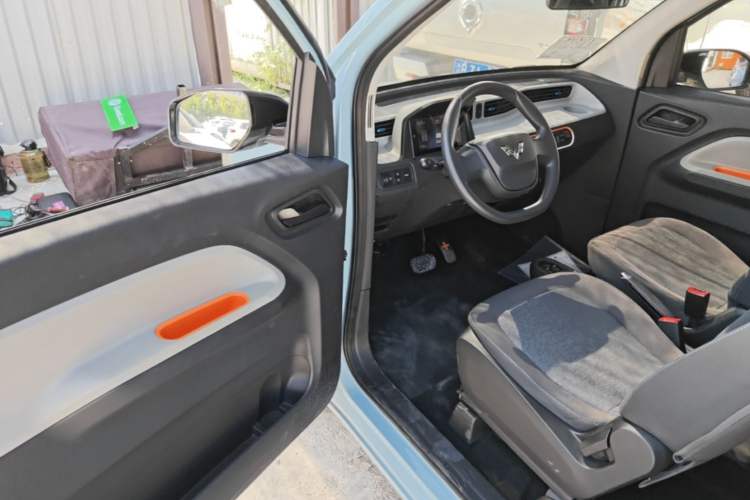 Used Wuling Hongguang MINIEV 2020 Enjoy Edition Lithium-Ion Battery Driver Seat