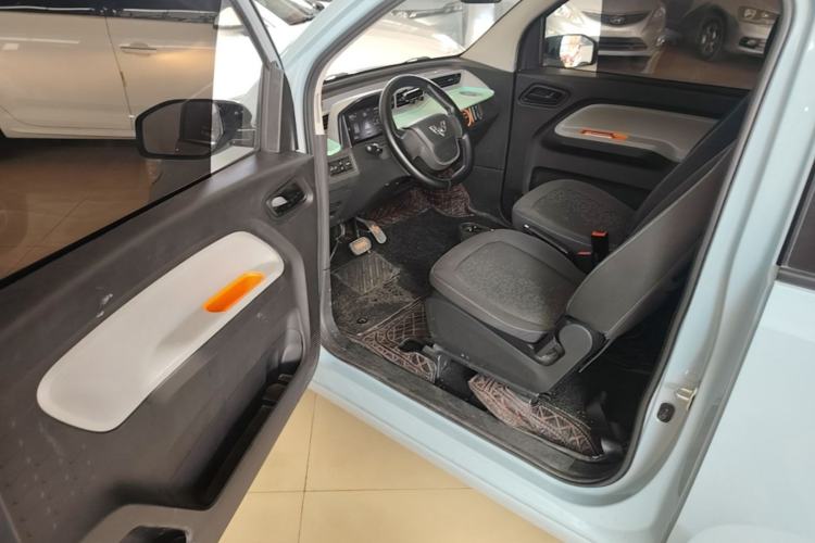 Used Wuling Hongguang MINIEV 2020 Freedom Version Lithium Iron Phosphate Driver Seat