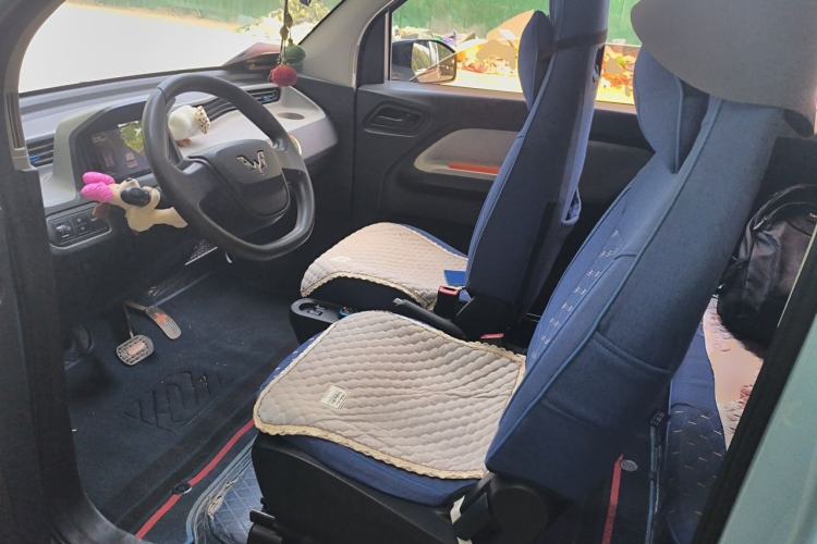 Used Wuling Hongguang MINIEV 2020 Freedom Version Lithium Iron Phosphate Driver Seat