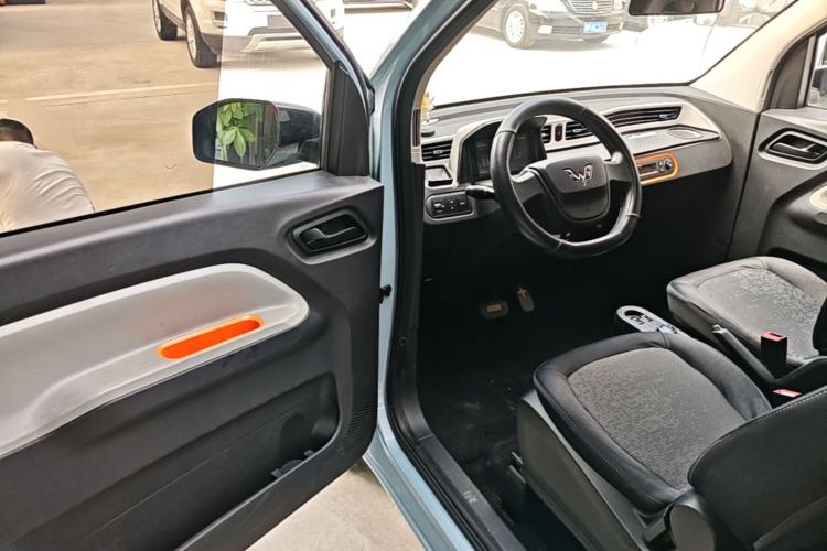 Used Wuling Hongguang MINIEV 2020 Freedom Version Lithium Iron Phosphate Driver Seat