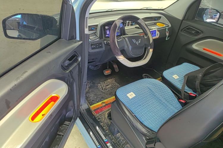 Used Wuling Hongguang MINIEV 2020 Freedom Version Lithium Iron Phosphate Driver Seat