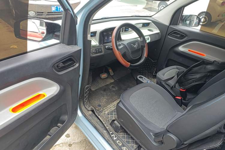 Used Wuling Hongguang MINIEV 2020 Freedom Version Lithium Iron Phosphate Driver Seat