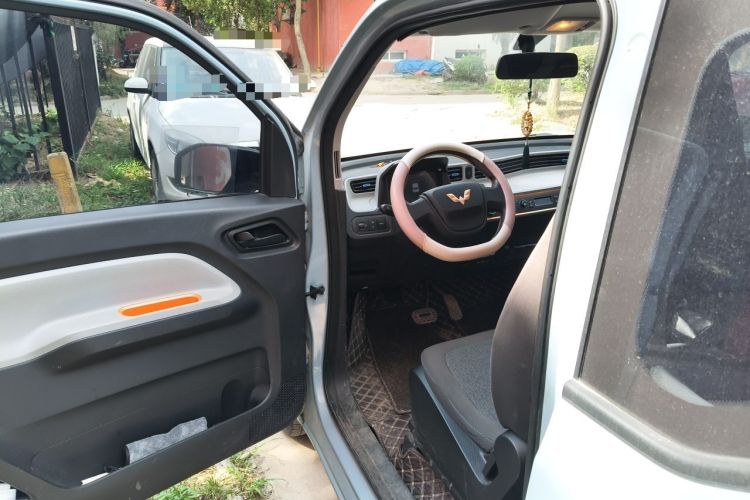 Used Wuling Hongguang MINIEV 2020 Freedom Version Lithium Iron Phosphate Driver Seat