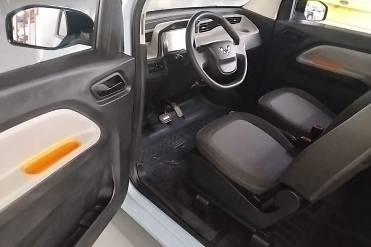 Used Wuling Hongguang MINIEV 2020 Enjoy Edition Lithium-Ion Battery Driver Seat