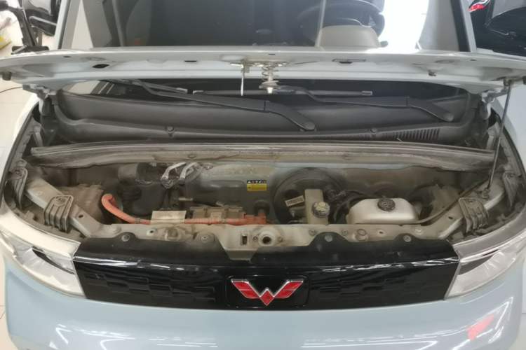 Used Wuling Hongguang MINIEV 2020 Enjoyment Model Lithium Iron Phosphate Engine Bay