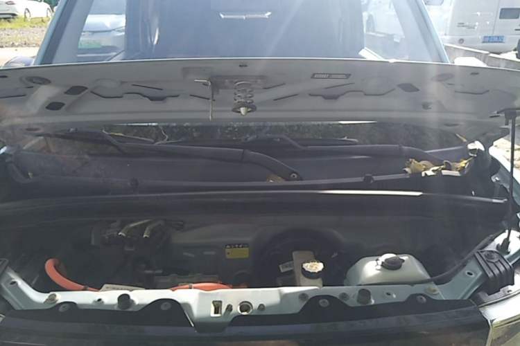Used Wuling Hongguang MINIEV 2020 Enjoyment Model Lithium Iron Phosphate Engine Bay