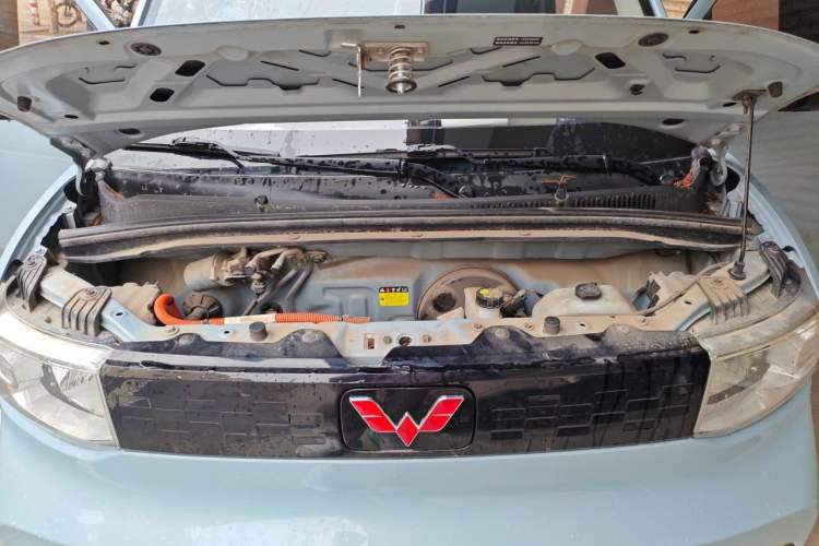 Used Wuling Hongguang MINIEV 2020 Zizai Version Lithium-NMC Engine Bay