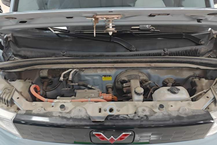 Used Wuling Hongguang MINIEV 2020 Freedom Version Lithium Iron Phosphate Engine Bay