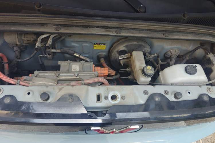 Used Wuling Hongguang MINIEV 2020 Enjoyment Model Lithium Iron Phosphate Engine Bay