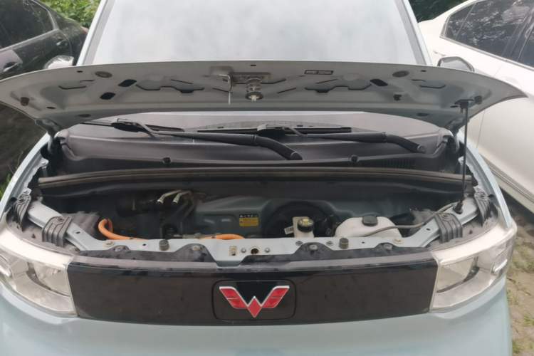 Used Wuling Hongguang MINIEV 2020 Enjoyment Model Lithium Iron Phosphate Engine Bay