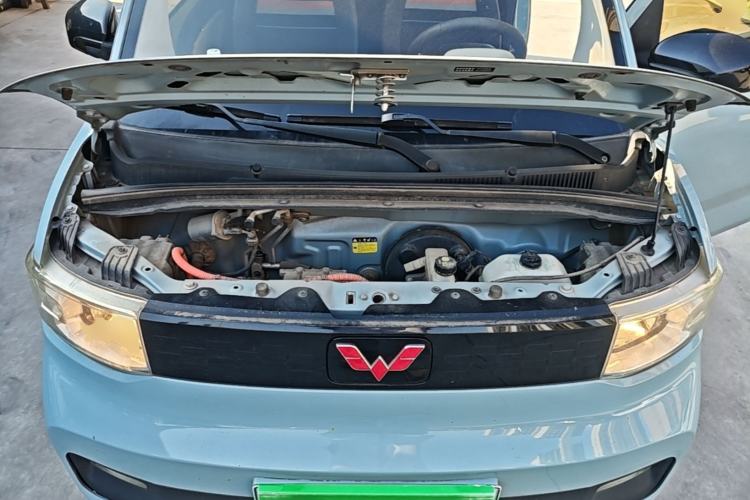 Used Wuling Hongguang MINIEV 2020 Freedom Version Lithium Iron Phosphate Engine Bay