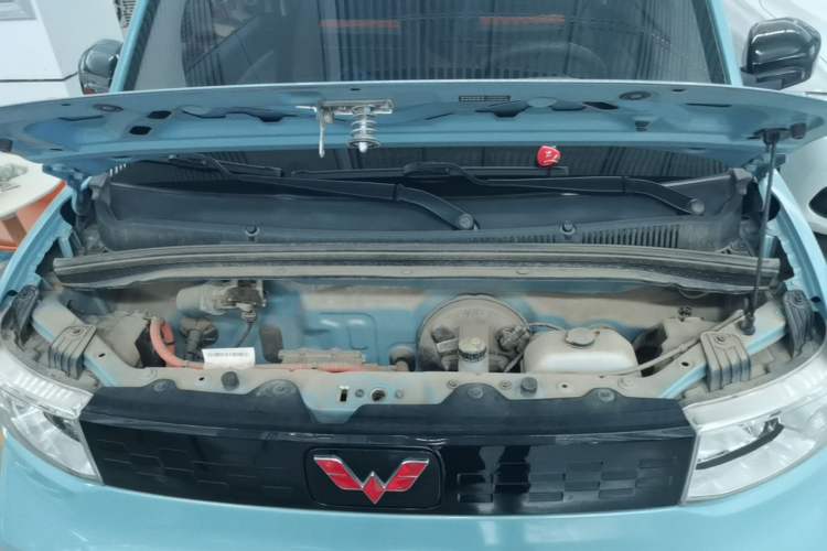 Used Wuling Hongguang MINIEV 2020 Easy Version Lithium-Ion Battery Engine Bay