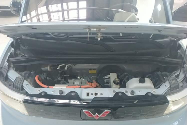 Used Wuling Hongguang MINIEV 2020 Freedom Version Lithium Iron Phosphate Engine Bay