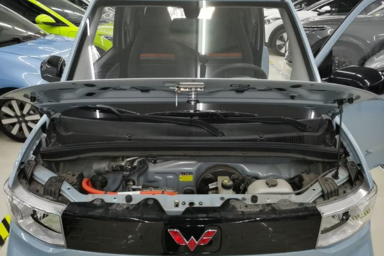 Used Wuling Hongguang MINIEV 2020 Freedom Version Lithium Iron Phosphate Engine Bay