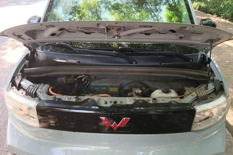 Used Wuling Hongguang MINIEV 2020 Enjoyment Model Lithium Iron Phosphate Engine Bay