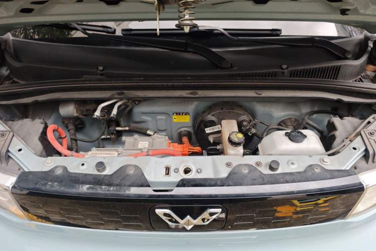 Used Wuling Hongguang MINIEV 2020 Enjoyment Model Lithium Iron Phosphate Engine Bay