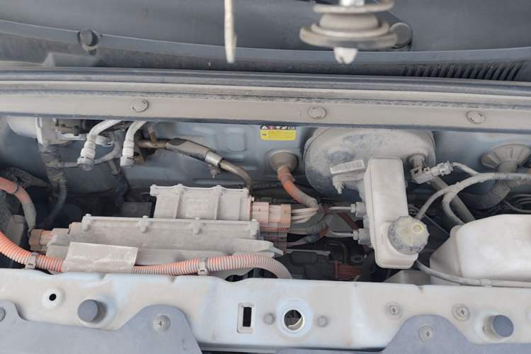 Used Wuling Hongguang MINIEV 2020 Freedom Version Lithium Iron Phosphate Engine Bay