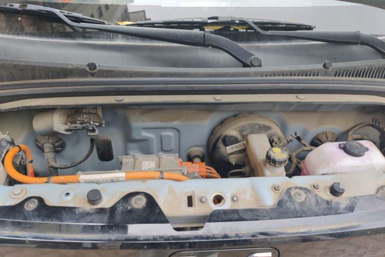 Used Wuling Hongguang MINIEV 2020 Easy Version Lithium-Ion Battery Engine Bay
