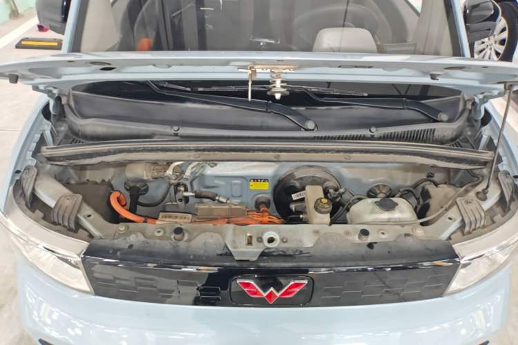 Used Wuling Hongguang MINIEV 2020 Enjoyment Model Lithium Iron Phosphate Engine Bay