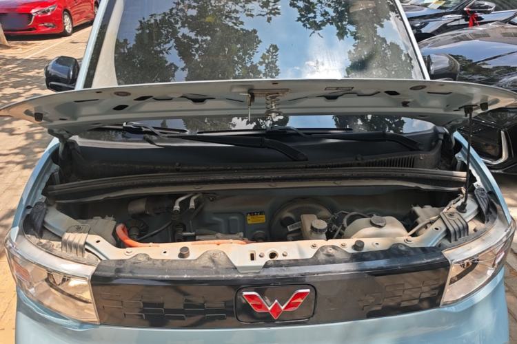 Used Wuling Hongguang MINIEV 2020 Freedom Version Lithium Iron Phosphate Engine Bay