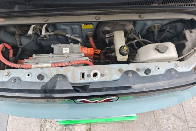 Used Wuling Hongguang MINIEV 2020 Enjoyment Model Lithium Iron Phosphate Engine Bay