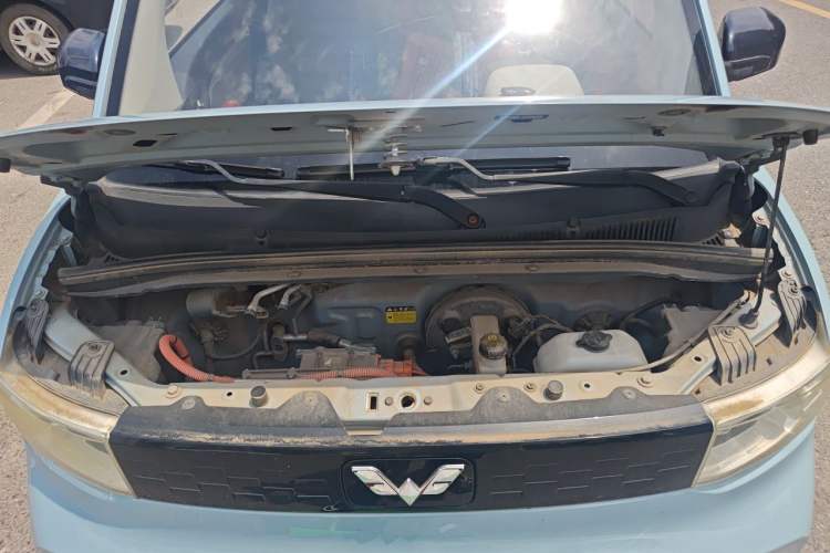 Used Wuling Hongguang MINIEV 2020 Zizai Version Lithium-NMC Engine Bay