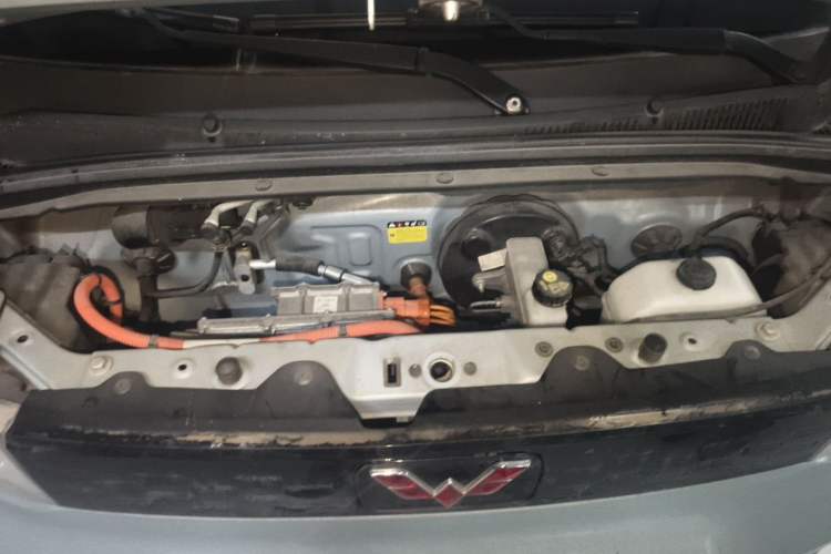 Used Wuling Hongguang MINIEV 2020 Enjoy Edition Lithium-Ion Battery Engine Bay