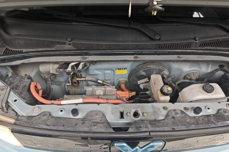 Used Wuling Hongguang MINIEV 2020 Enjoyment Model Lithium Iron Phosphate Engine Bay