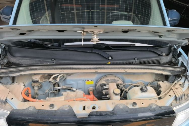 Used Wuling Hongguang MINIEV 2020 Freedom Version Lithium Iron Phosphate Engine Bay