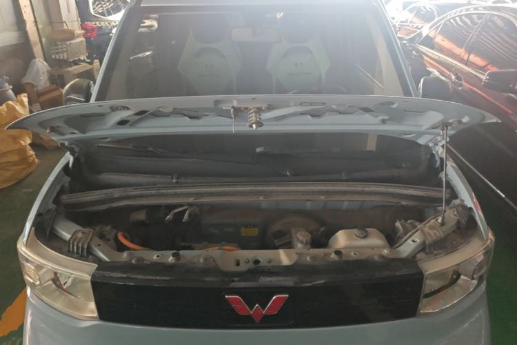 Used Wuling Hongguang MINIEV 2020 Freedom Version Lithium Iron Phosphate Engine Bay