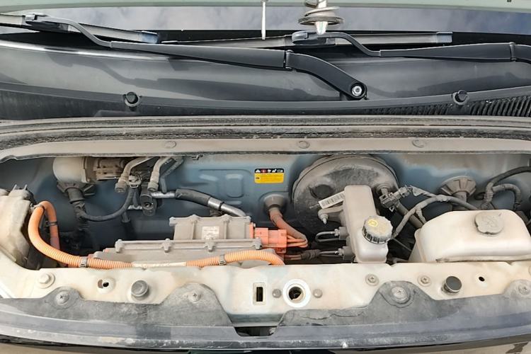Used Wuling Hongguang MINIEV 2020 Freedom Version Lithium Iron Phosphate Engine Bay