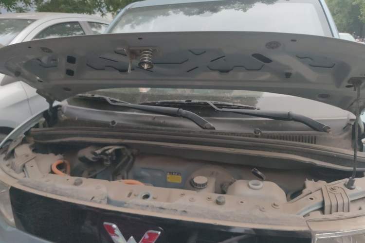 Used Wuling Hongguang MINIEV 2020 Enjoyment Model Lithium Iron Phosphate Engine Bay