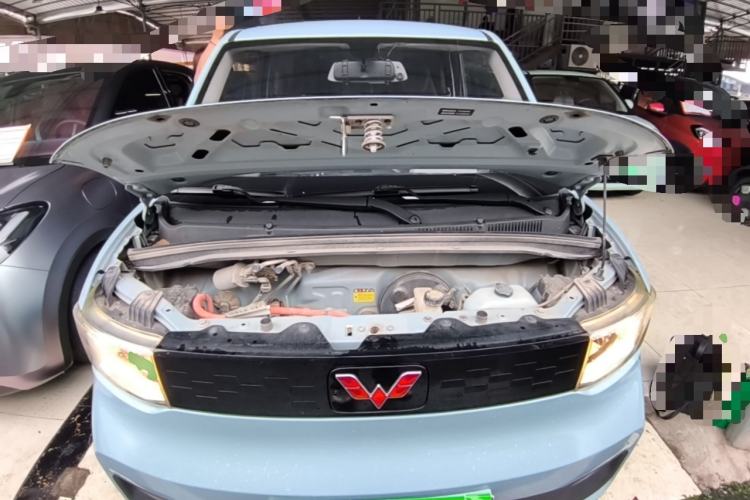 Used Wuling Hongguang MINIEV 2020 Freedom Version Lithium Iron Phosphate Engine Bay