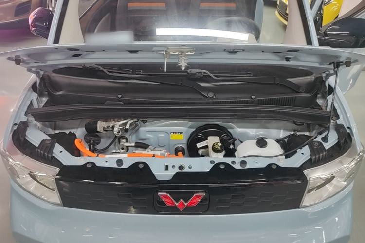 Used Wuling Hongguang MINIEV 2020 Enjoyment Model Lithium Iron Phosphate Engine Bay