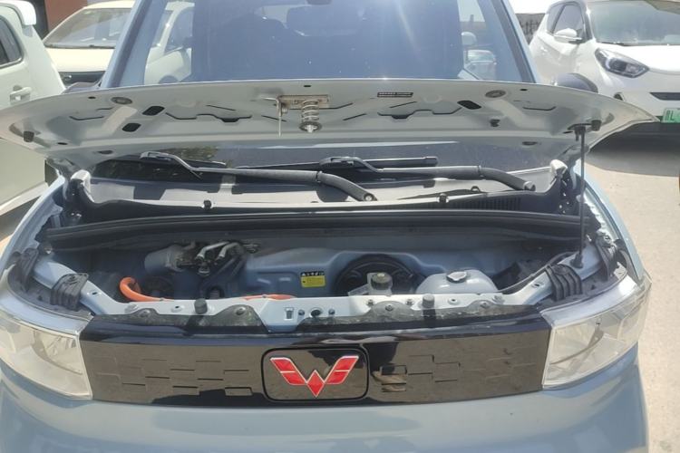 Used Wuling Hongguang MINIEV 2020 Zizai Version Lithium-NMC Engine Bay