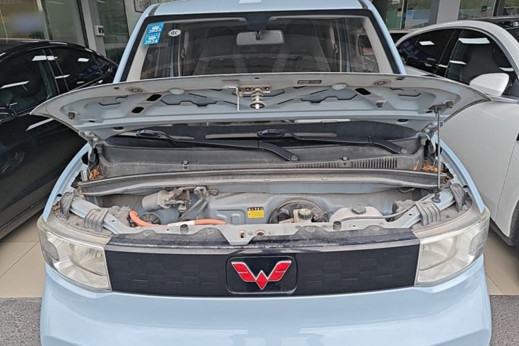 Used Wuling Hongguang MINIEV 2020 Freedom Version Lithium Iron Phosphate Engine Bay